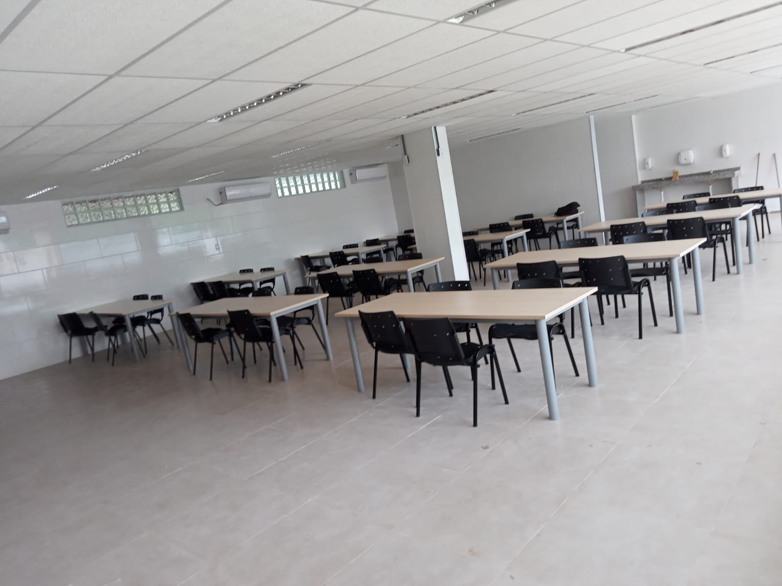 Mesa para Refeitório RJ cliente 2 BBgGuw5c - Mesa para Refeitório RJ